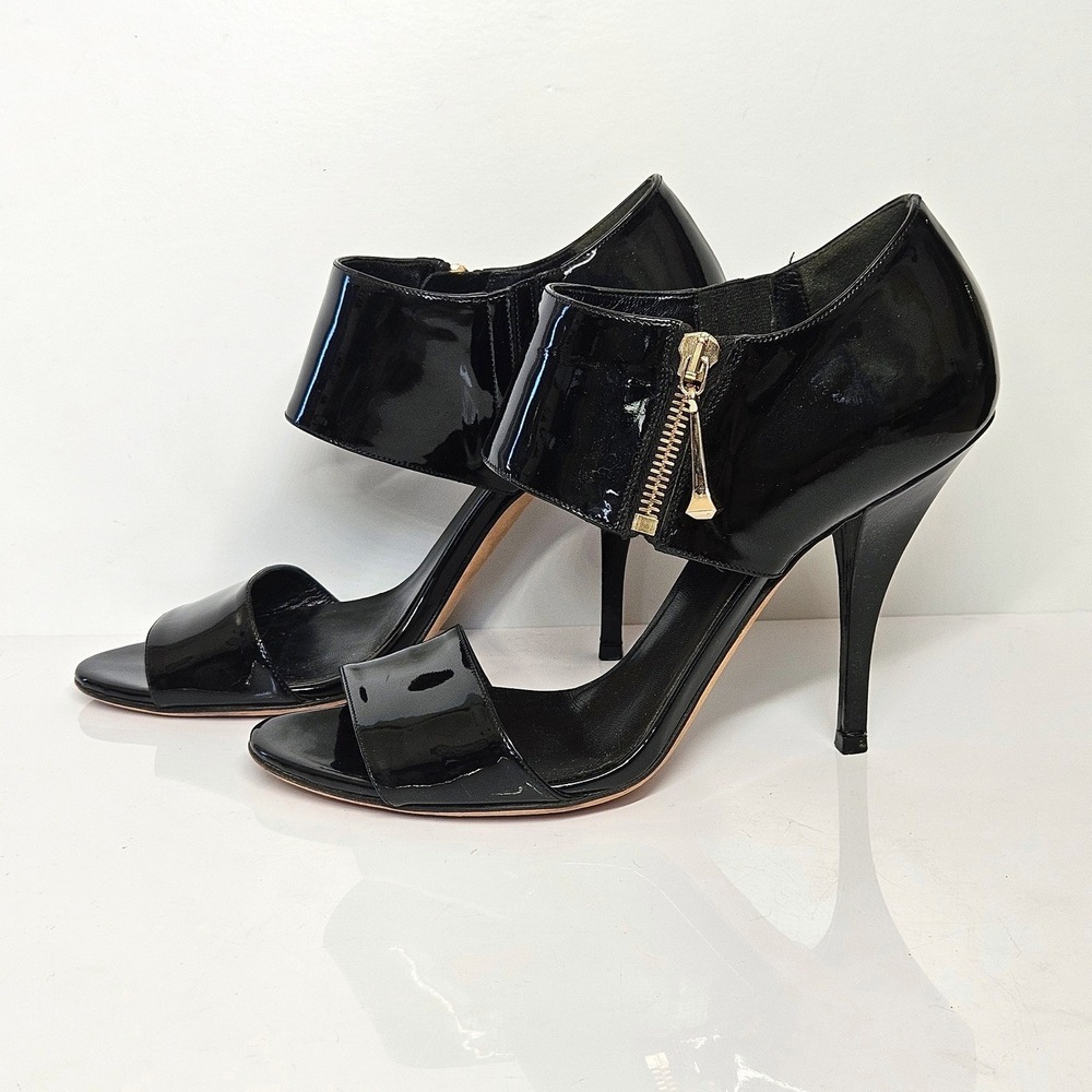 Gucci Black Patent Leather Ankle Cuff Sandal Heels Size 38.5 - Picture 4 of 11